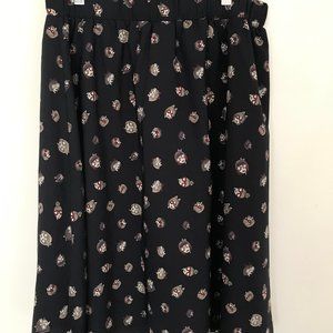 Boutique Patterned Skirt